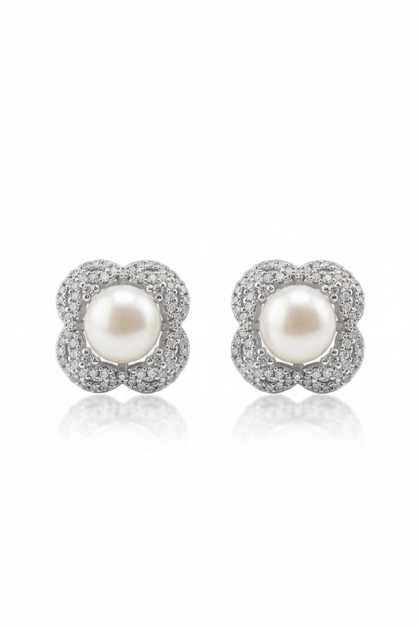 Cubic Zirconia Clover Halo Earrings |