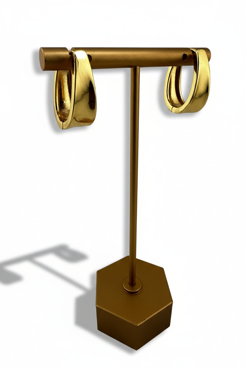 Chunky Petite Oval Hoops