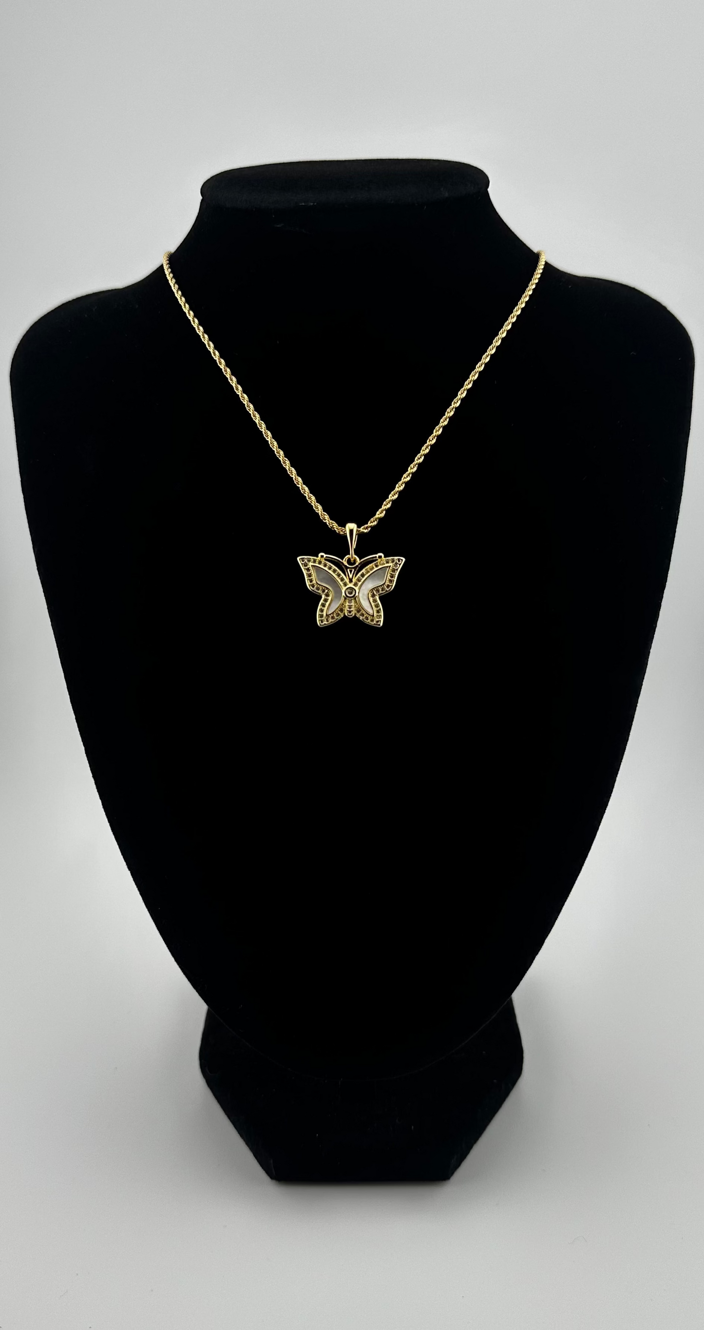 Twisted Elegance Necklace