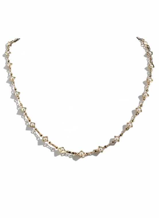 Eterna Pearl Necklace