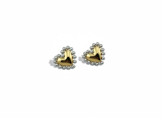 Pearl Heart Glow Studs