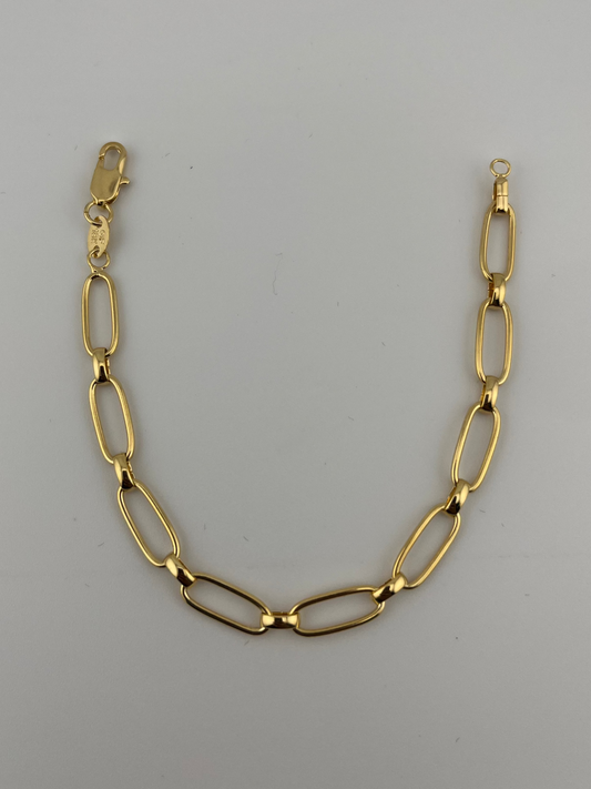 Golden Loop Harmony Bracelet