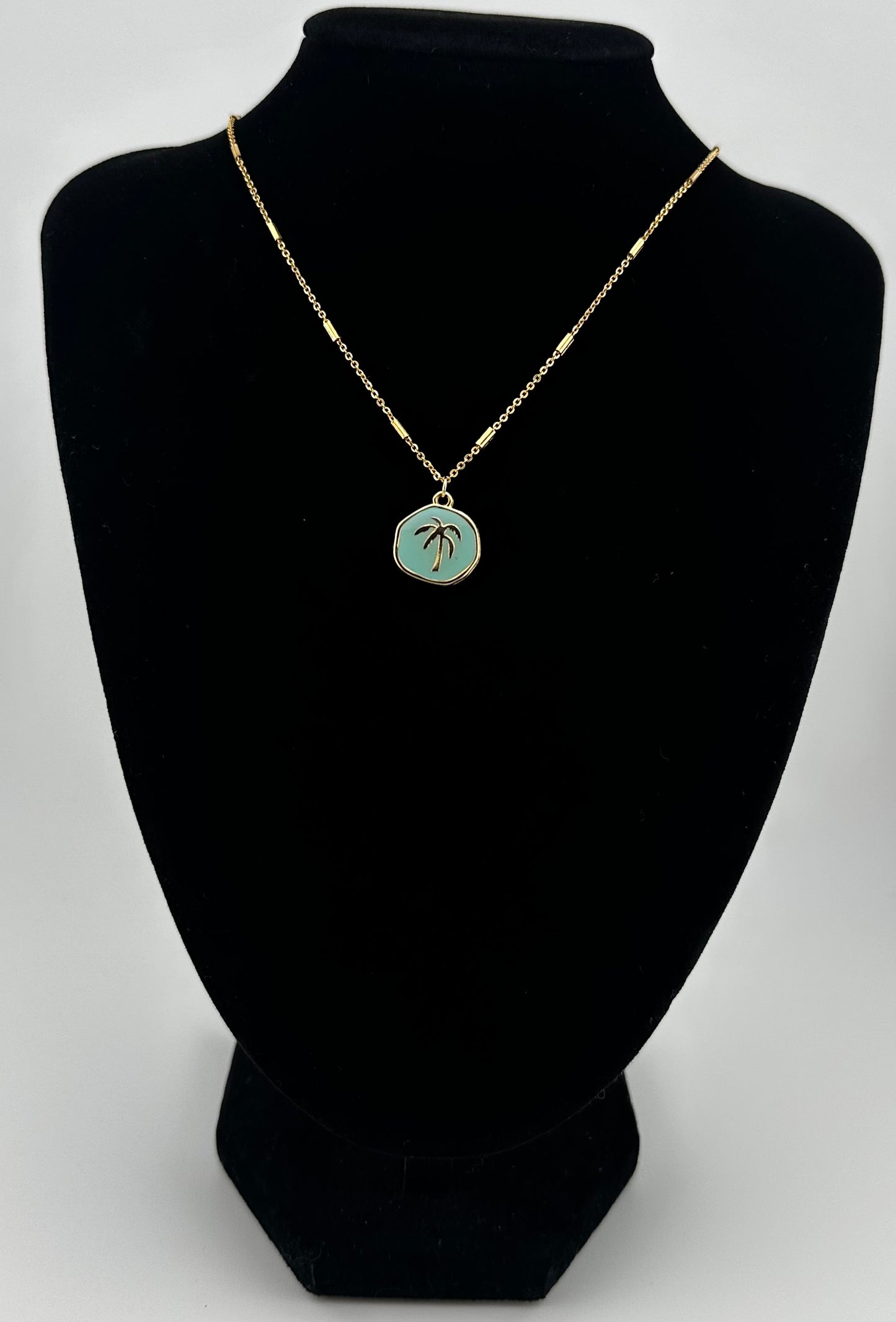 Coastal Dreams Necklace – 18K Gold-Filled