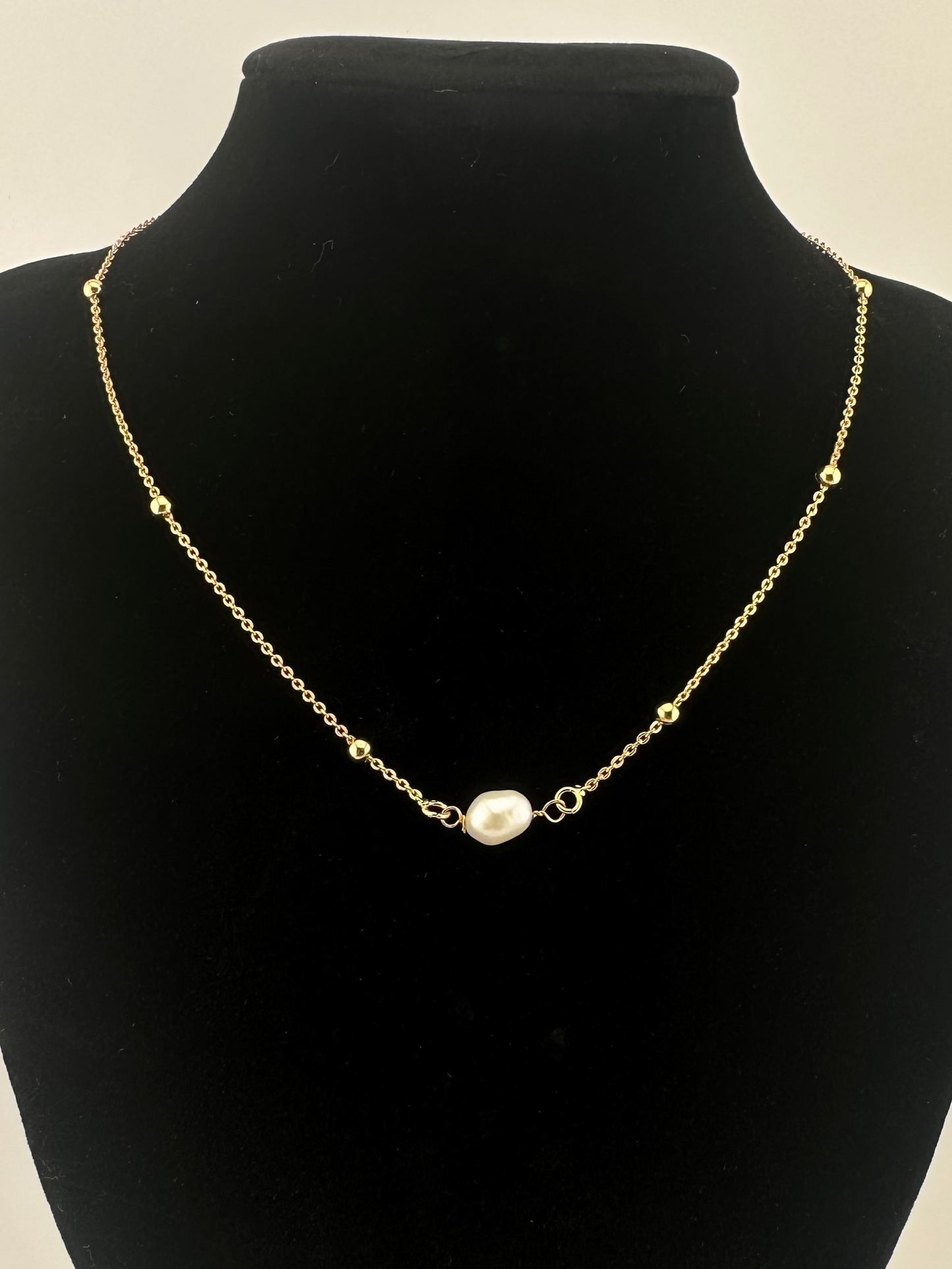 Pearl Essence Necklace