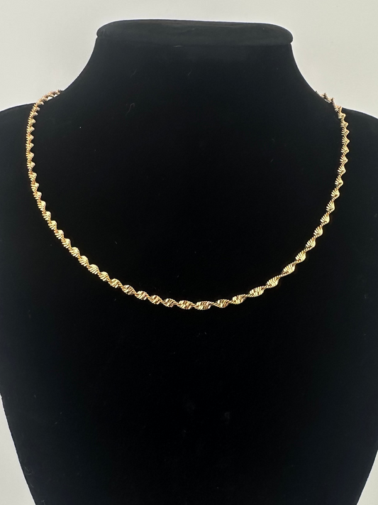 Golden Tide Rope Chain
